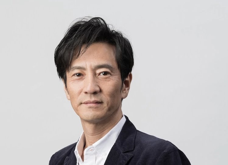 津田健次郎さんと津田寛治さんの似てる画像